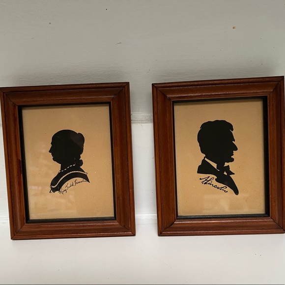 Silhouette Pictures of Abraham Lincoln and Mary Todd Lincoln with signatures - Picture 2 of 5